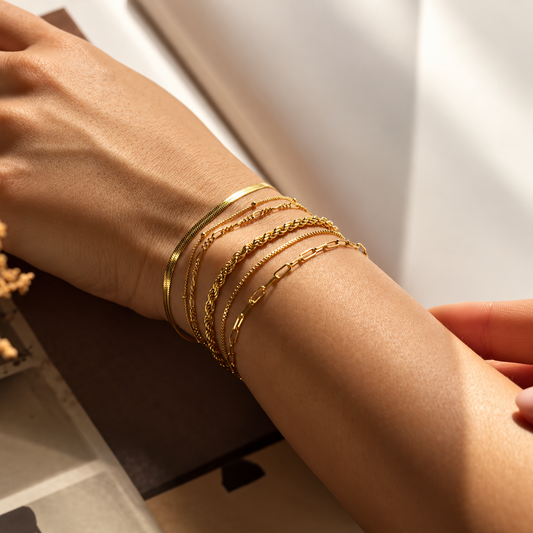 Maris Paperclip Bracelet