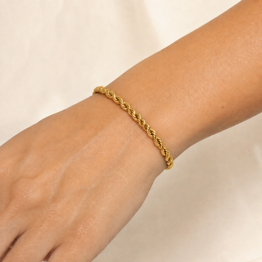 Maelle Rope Bracelet – gold twisted chain worn on a wrist