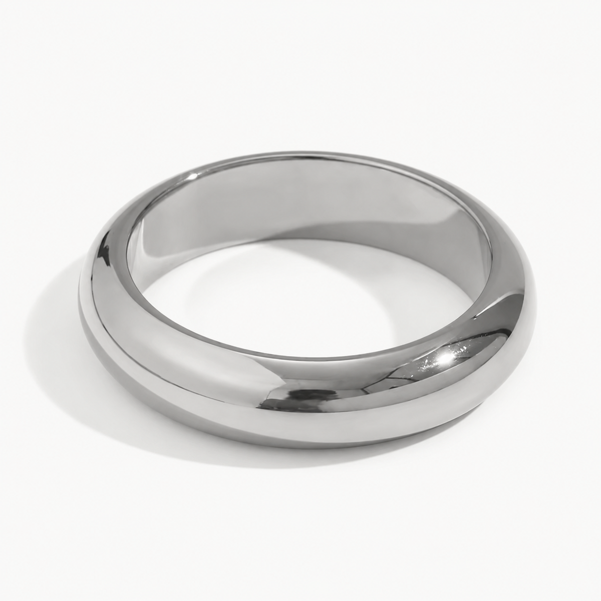 Alba Ring – polished silver dome band