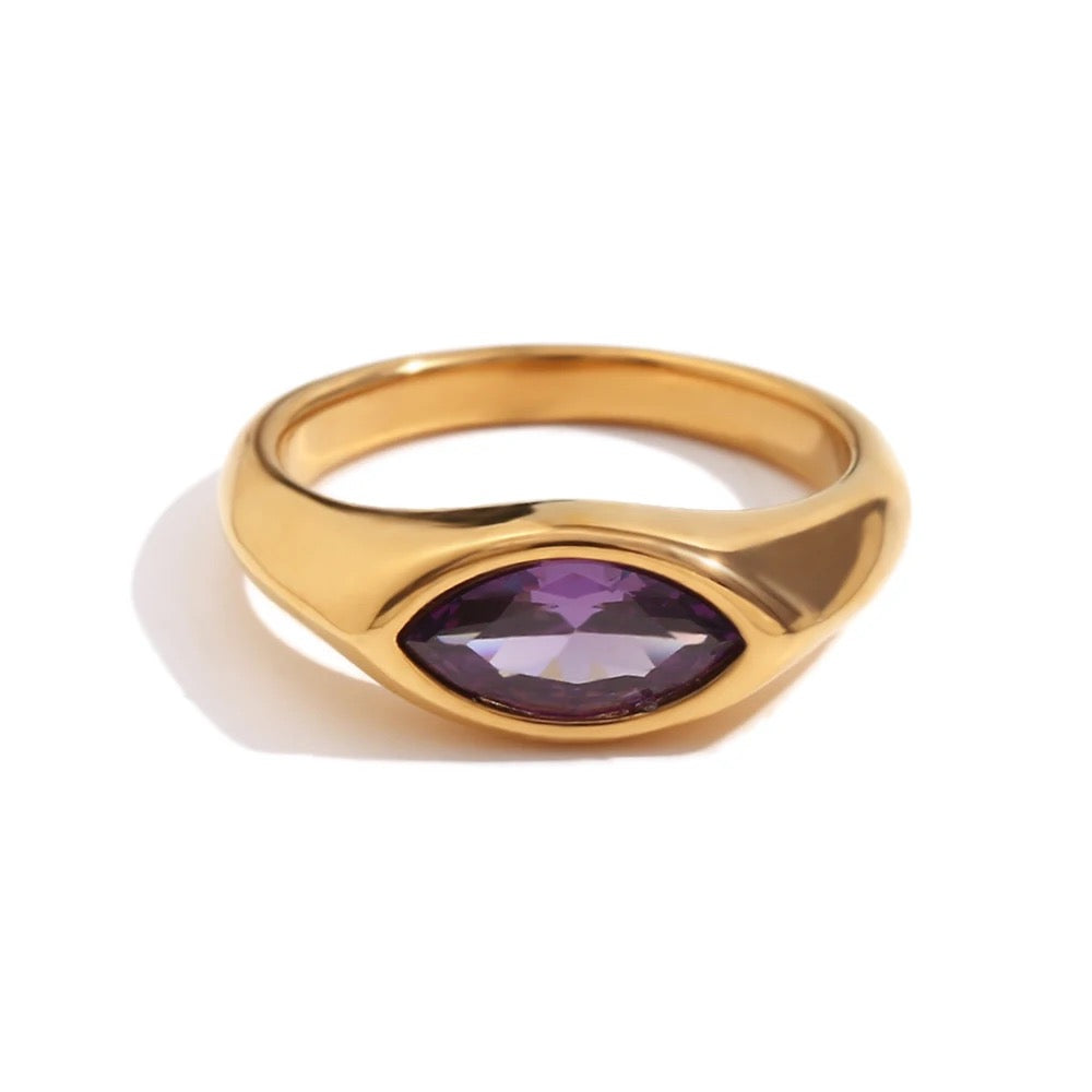 Aurélia Marquise Zircon Ring — Purple stone in gold