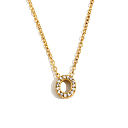 Éliane Pavé Initial Necklace — Letter O in gold