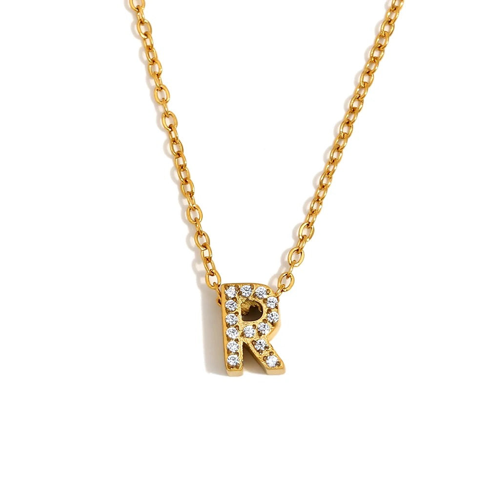 Éliane Pavé Initial Necklace — Letter R in gold