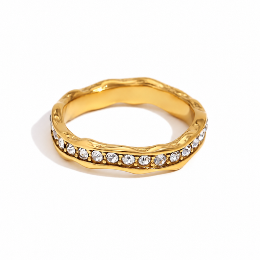 Evelisse Wave Zircon Ring in gold — TAIA Jewellery