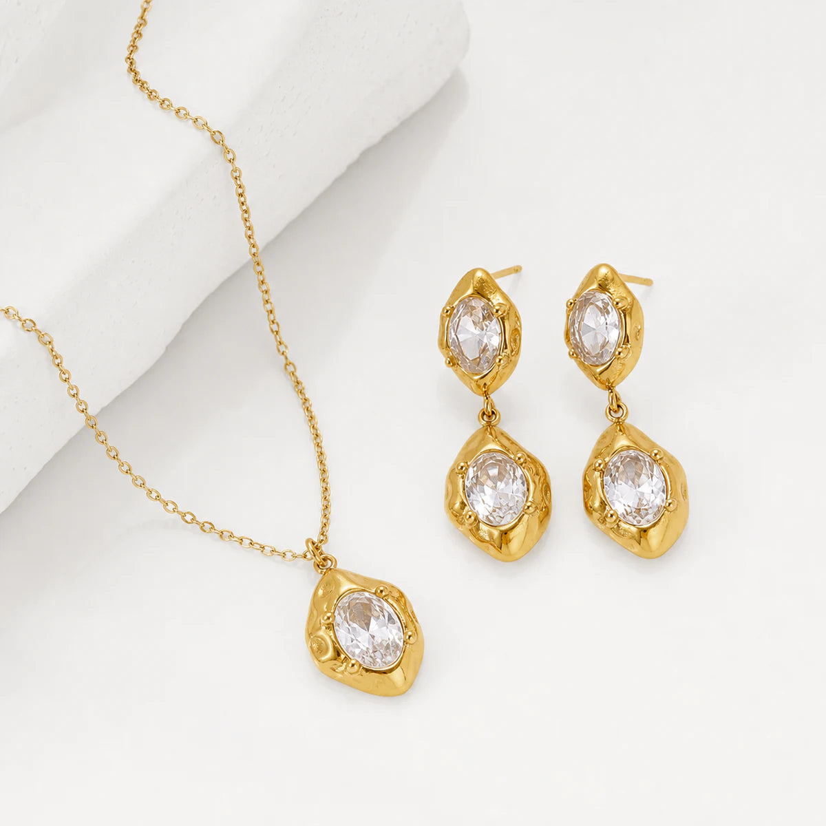 Lumen Necklace