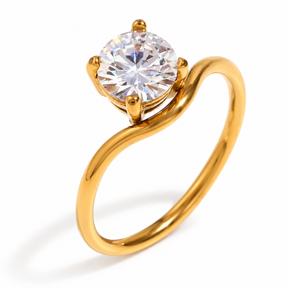 Noémie Floating Zircon Ring in Round on a white background