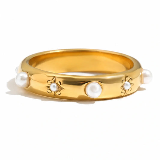 Pearl Star Ring — TAIA Jewellery