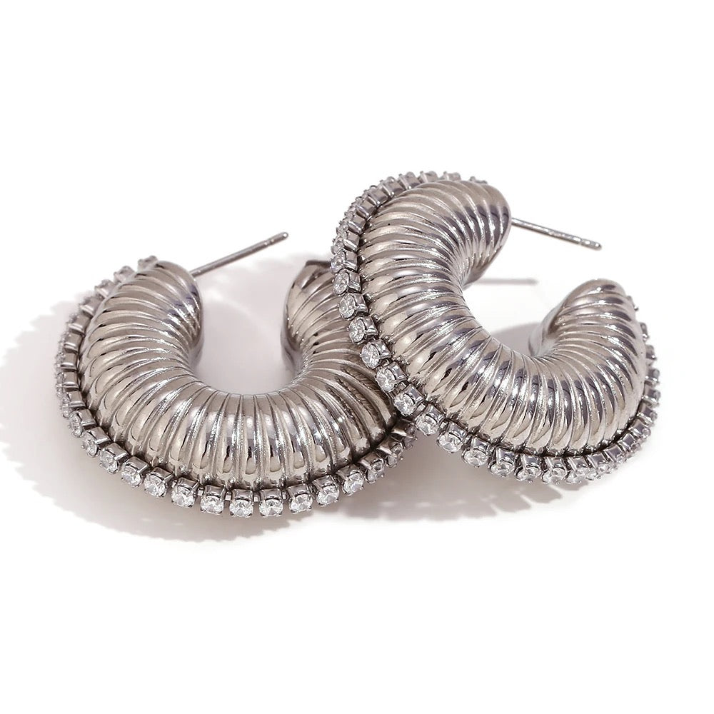 Séraphine Ribbed Pavé Hoops in silver — TAIA Jewellery